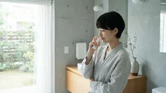 人々は長年、塩水で鼻を洗浄していますが、あるリスクについて知らないのです。